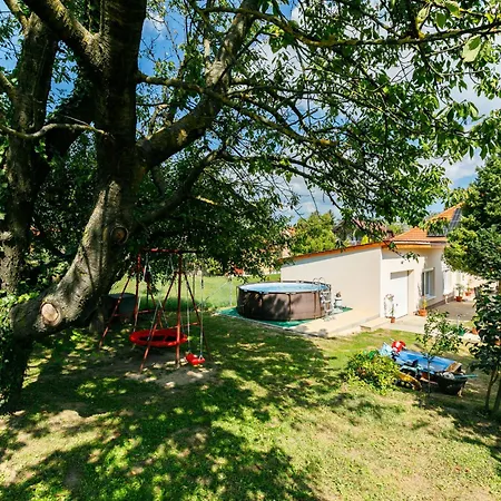 Сasa de vacaciones Cherry By Interhome